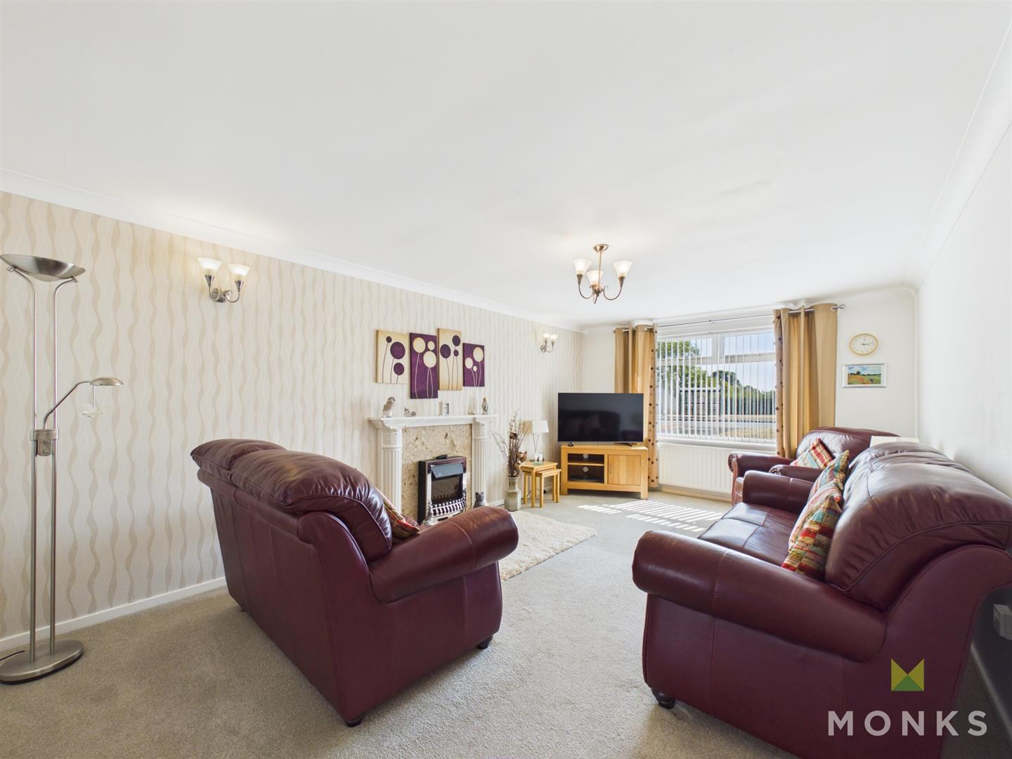 40 Pyms Road, Shrewsbury, SY4 5YN For Sale